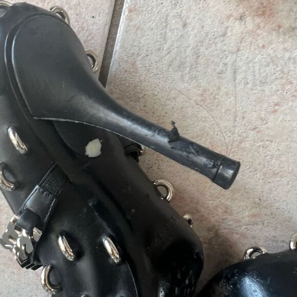 Givenchy Studded Chain Point Toe Heel mary Jane pumps rings circle loops chrome - Picture 2 of 9